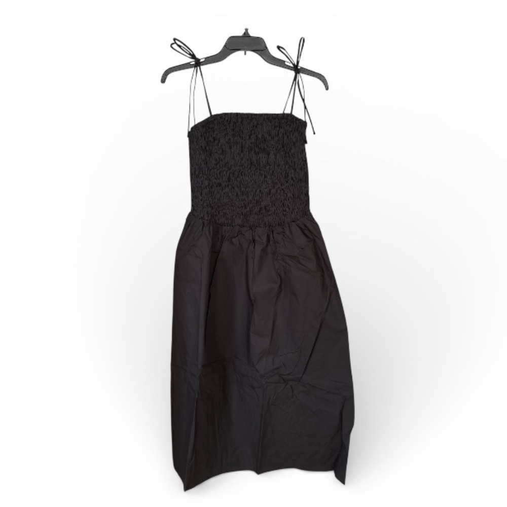 NWT Astr the Label Drop Waist Smocked MIDI Dress | Black | Medium